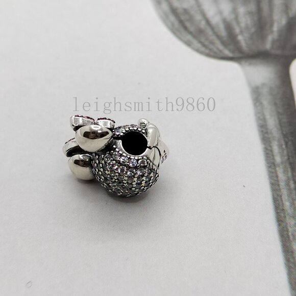 Pandora Minnie Mouse Pink Pavé Bow Clip Charm - Picture 5 of 7